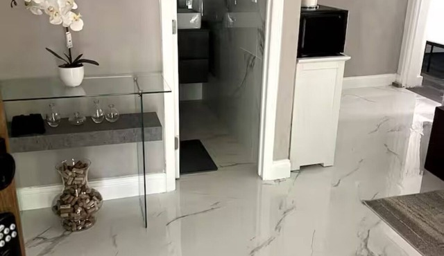 Studio in vibrant Miami near the ports of Miami.