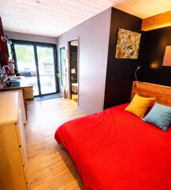 Studio indépendant avec terrasse privée, entrée autonome