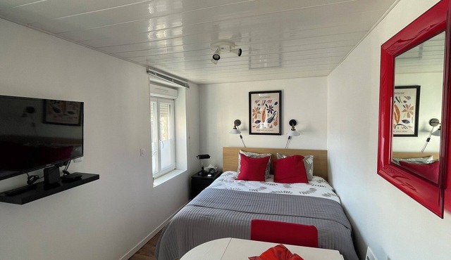 Studio Indépendant Bien Équipé, Proche Centre et à 200 Mètres de la Plage