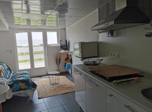 Studio indépendant à BOURGNEUF-EN-RETZ vue sur les Marais à 5 mn des plages