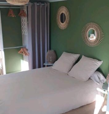 Studio indépendant au calme