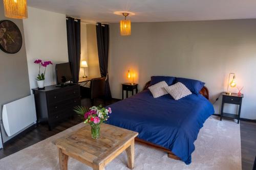 Studio indépendant avec terrasse