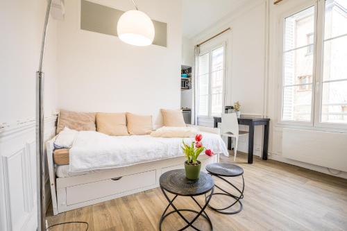 Studio indépendant proche gare