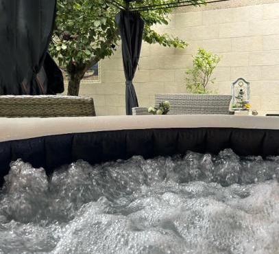 Studio jacuzzi à l'abri des vents