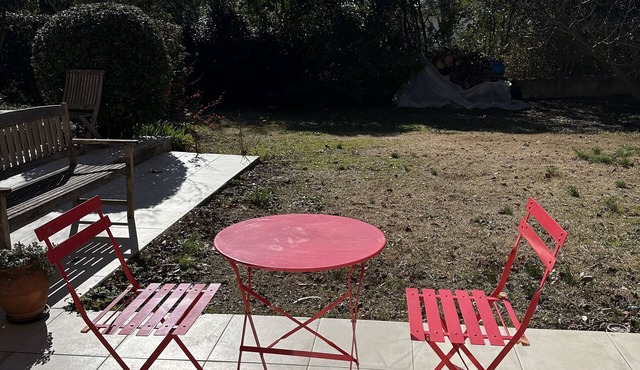 Studio "Le magnifique", 10 minutes from the beach!