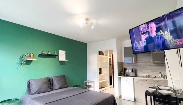 Studio Le Maréchal - Near border & Netflix