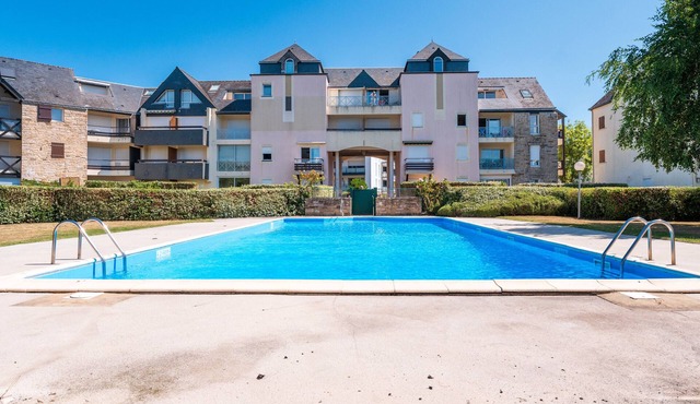 Studio Le Sea Bird: port view, summer pool, parking