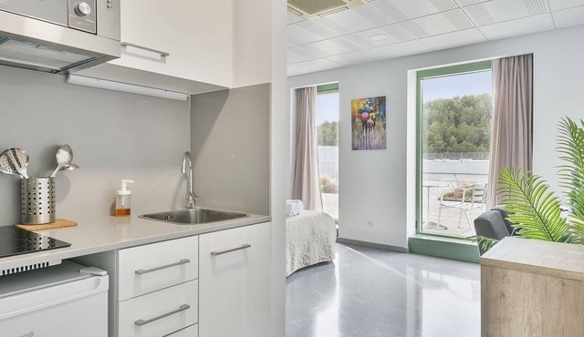 Studio - Les Begues Apartments