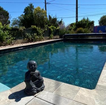 Studio les Iris climatisé, entre mer et collines, classé meublé de tourisme 2 étoiles