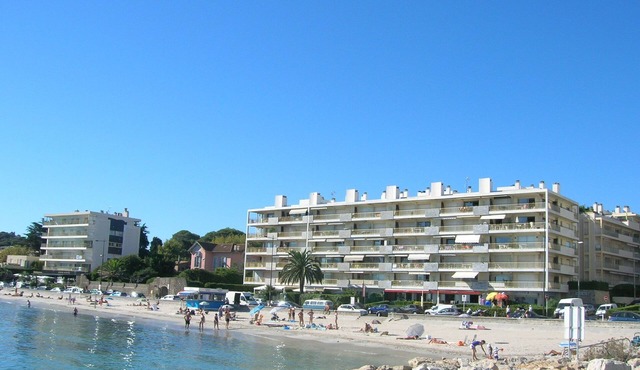 Studio located by the sea