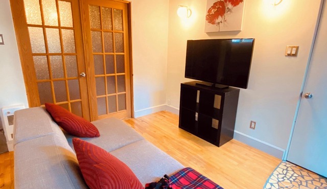 Studio located in the Monkland Village area