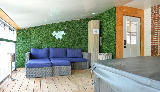 Studio Lofts, vaulted ceilings