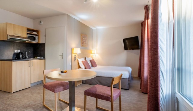 Studio lumineux, au coeur de l'Ile de Nantes !