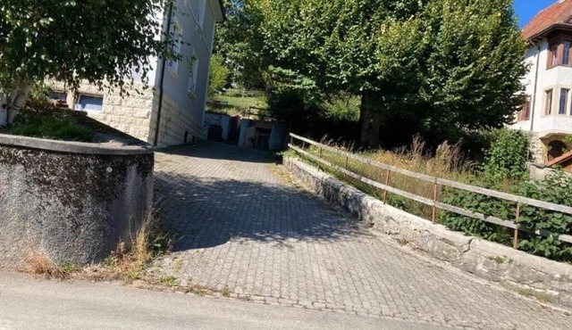 Studio Lumineux, Calme au Centre du Village, Proches de Piscine, et Commerces