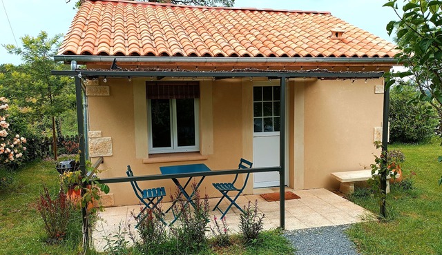 Studio maisonette in the countryside, 10 minutes from Sarlat
