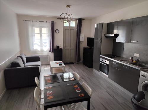 Studio meublé centre ville- gare Villers Cotterets