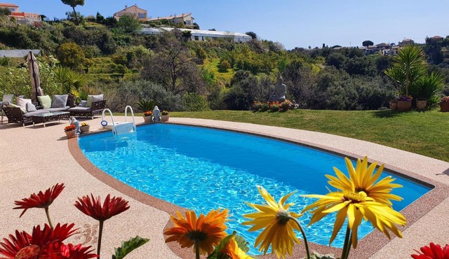 Studio-mezzanine dans villa