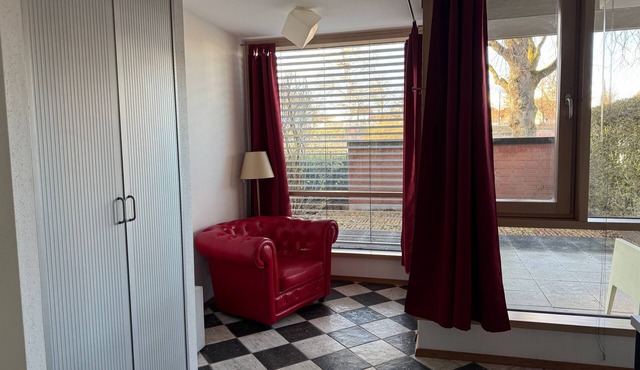 Studio 'Mit Donaublick 4' with Private Terrace, Private Garden and Wi-Fi in Neu-Ulm