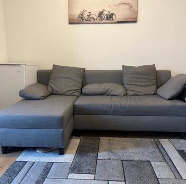 Studio mit Garten bei Bottmingen Schloss