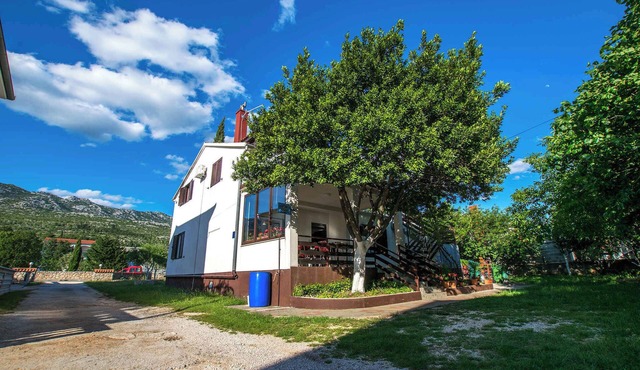 Studio mit Klimaanlage und Terrasse