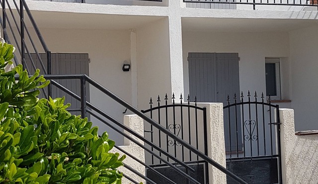 Studio modern terrace 10m2, air-conditioned near Timone - Marseille 13005