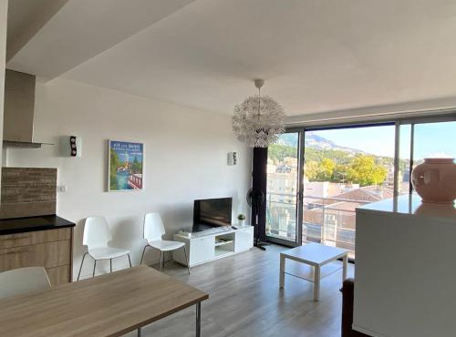 Studio moderne et lumineux centre ville Aix les Bains