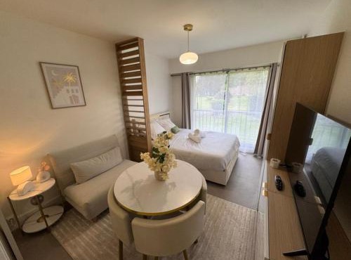 Studio moderne et sécurisé