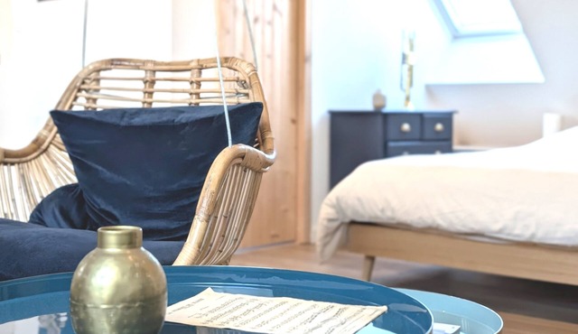 Studio musique, vue étang