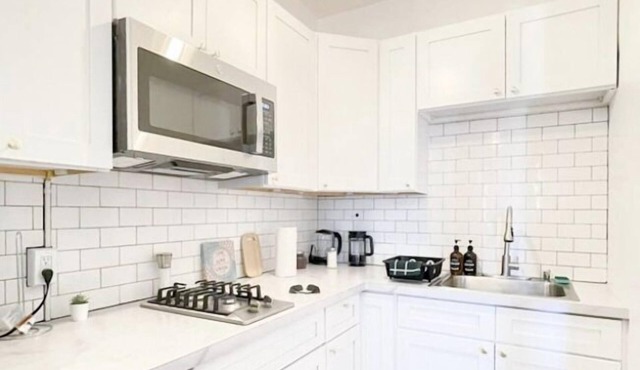 Studio Near Downtown+Wi-Fi+Queenbd HighFall.