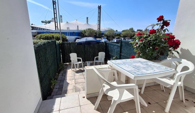Studio near beach in Châtelaillon with terrace and parking - Pets allowed