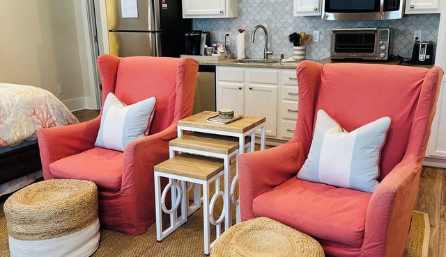 Studio Near the Plantations