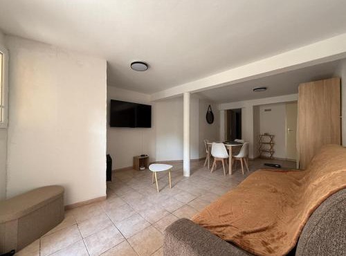 Studio neuf à Codolet - 5 min de Marcoule