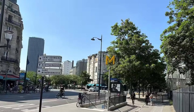 Studio neuf, atypique, au cœur de Paris