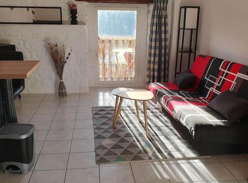 STUDIO NID COSY avec piscine