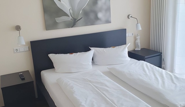 Studio 'Nr 1' with Balcony and Wi-Fi in Illertissen