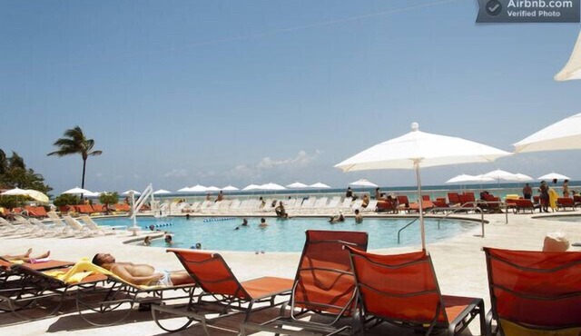 STUDIO ON THE BEACH WITH AMAZING OCEANVIEW BALCONY.STR-02256