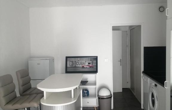 Studio Port de Hyeres