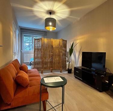 Studio proche centre ville-parking privé