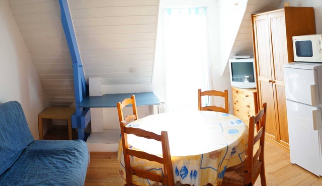 Studio quiet area 100 m from the beach 2 to 4 people