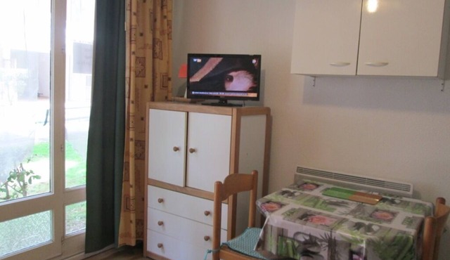 Studio RDC for curists or holidaymakers with parking and wifi in Lamalou les Bains