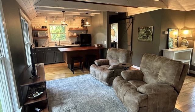 Studio Rental in Elkin, Yadkin Valley Wine Region