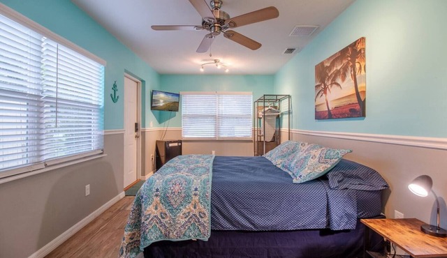 Studio Retreat Private Entry & Pets OK