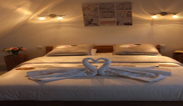 Studio Romance less than 10 minutes from Beauval Zoo