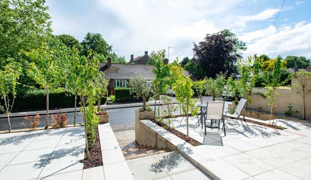 Studio Room in bromley !