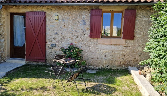 Studio Rural au Calme en Périgord Pourpre. Animaux non Acceptés