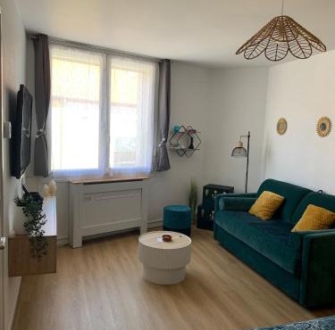 Studio spacieux climatisé