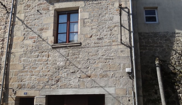 Studio St Jacques,heart of Medieval Eymoutiers on the pilgrims trail to Santiago