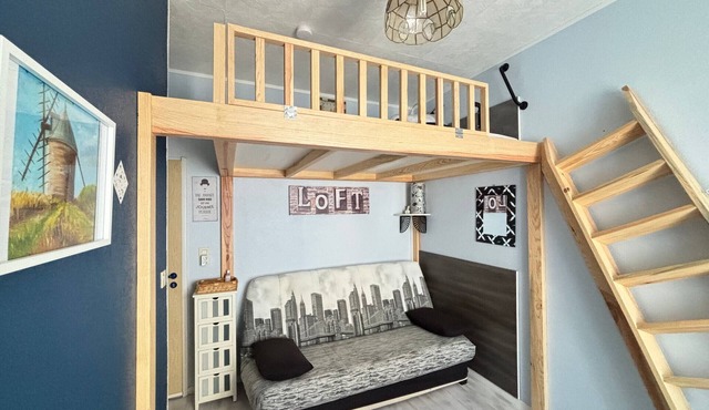 Studio Steps from Beach and Center, Sleeps 4