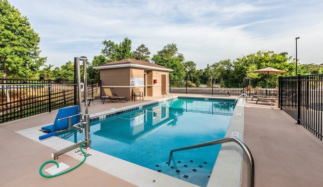 Studio Suite in Knoxville | Shared Outdoor Pool