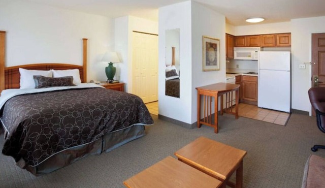 Studio Suite Queen @ San Antonio Northwest Hotel